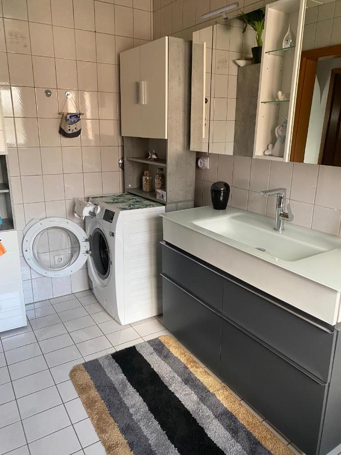 Moderne Ferienwohnung Neckarschleife Mit Klimaanlage Kirchheim am Neckar Ngoại thất bức ảnh